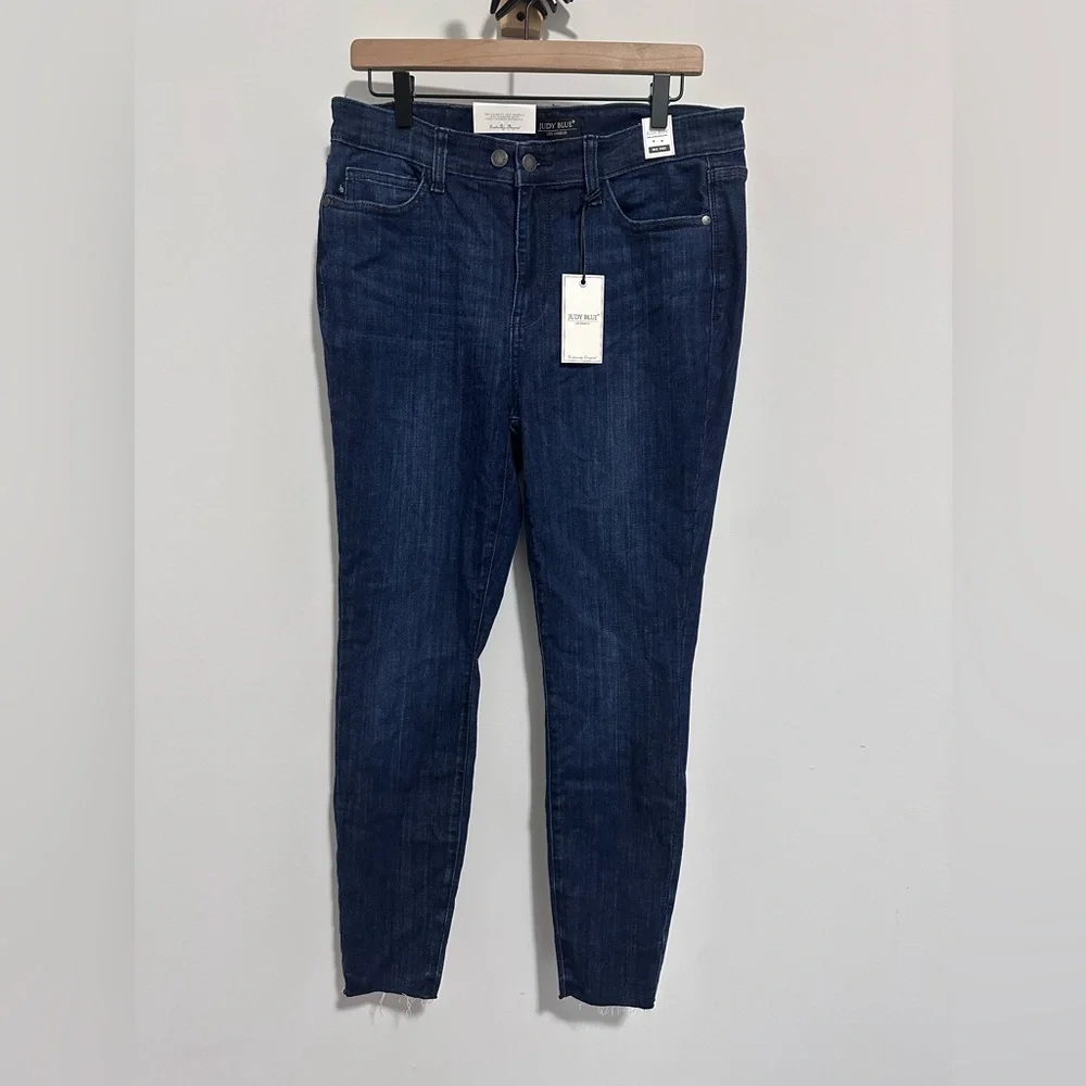 Judy Blue Mid Rise Skinny Dark Wash Jeans, Raw Hem - size 31